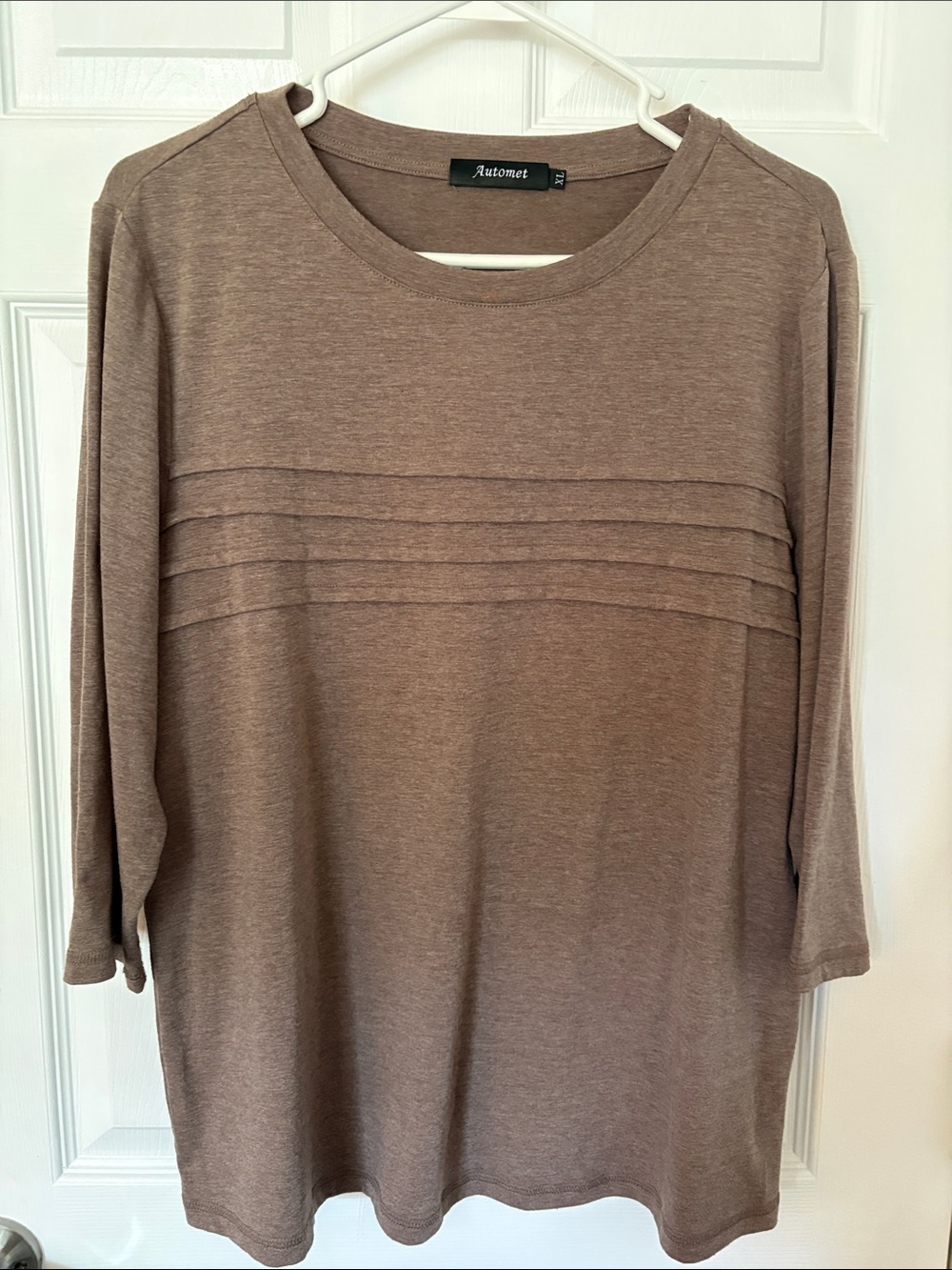 Automet Women's Brown Pleated-Front Blouse